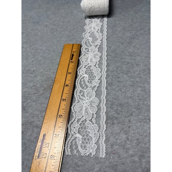 Vintage White Floral Lace Trim 9 Yards + 9" L x 2" W Sewing Craft Supplies - Picture 3 of 6